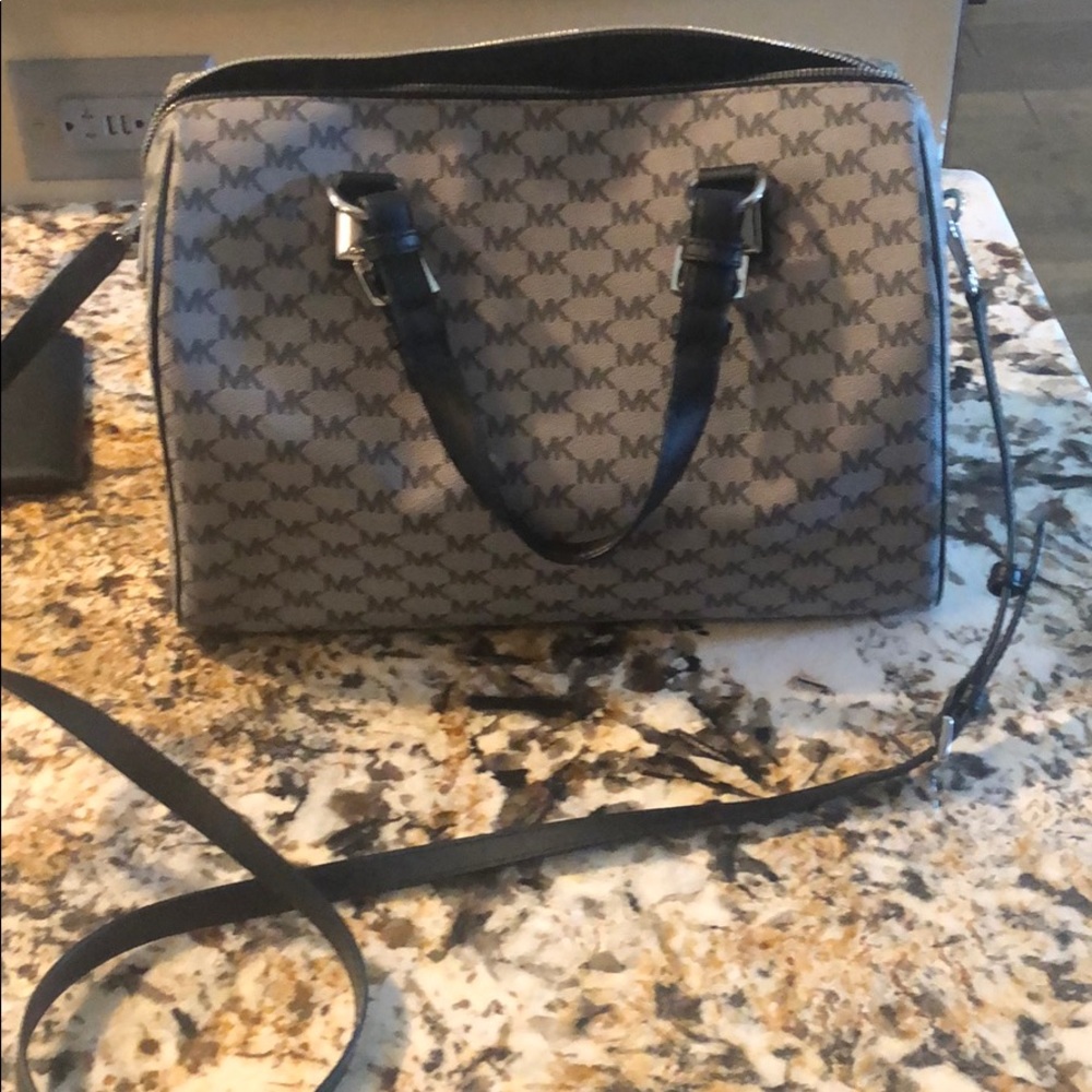 Michael Kors purse